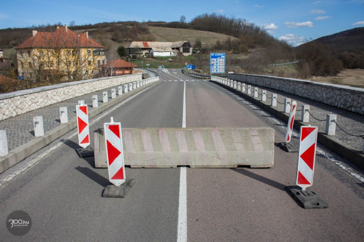 3100.hu Fotó: A Madách-híd, mint lezárt határátkelő pont Nógrádszakál-Ráróspuszta és Rárós között