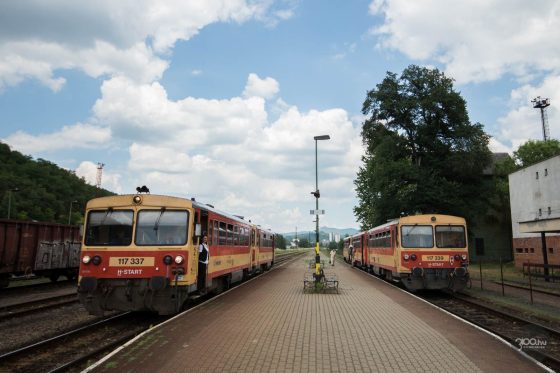 3100.hu Fotó: Bz-motorvonatok Salgótarján külső állomáson, 2021. július 9-én