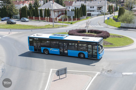 3100.hu Fotó: Az egyik frissen érkezett MAN autóbusz a Füleki út Beszterce-lakótelepi körforgalmánál