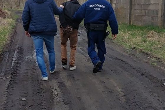 A rendőrök pár órán belül elfogták a férfit (Fotó: Nógrád Megyei Rendőr-főkapitányság)