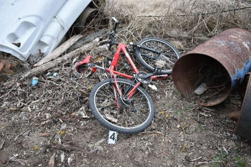 A férfi a lopott kerékpárt hátrahagyva távozott az egyik háztól (Fotó: Nógrád Megyei Rendőr-főkapitányság)