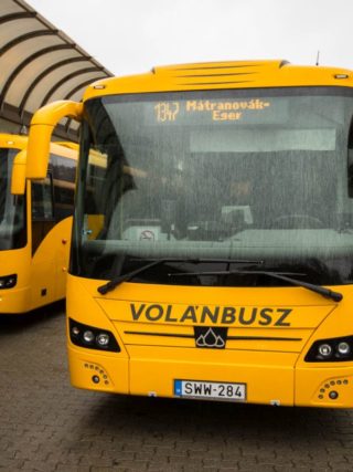3100.hu Fotó: Helyközi járat a salgótarjáni távolsági autóbusz-állomáson