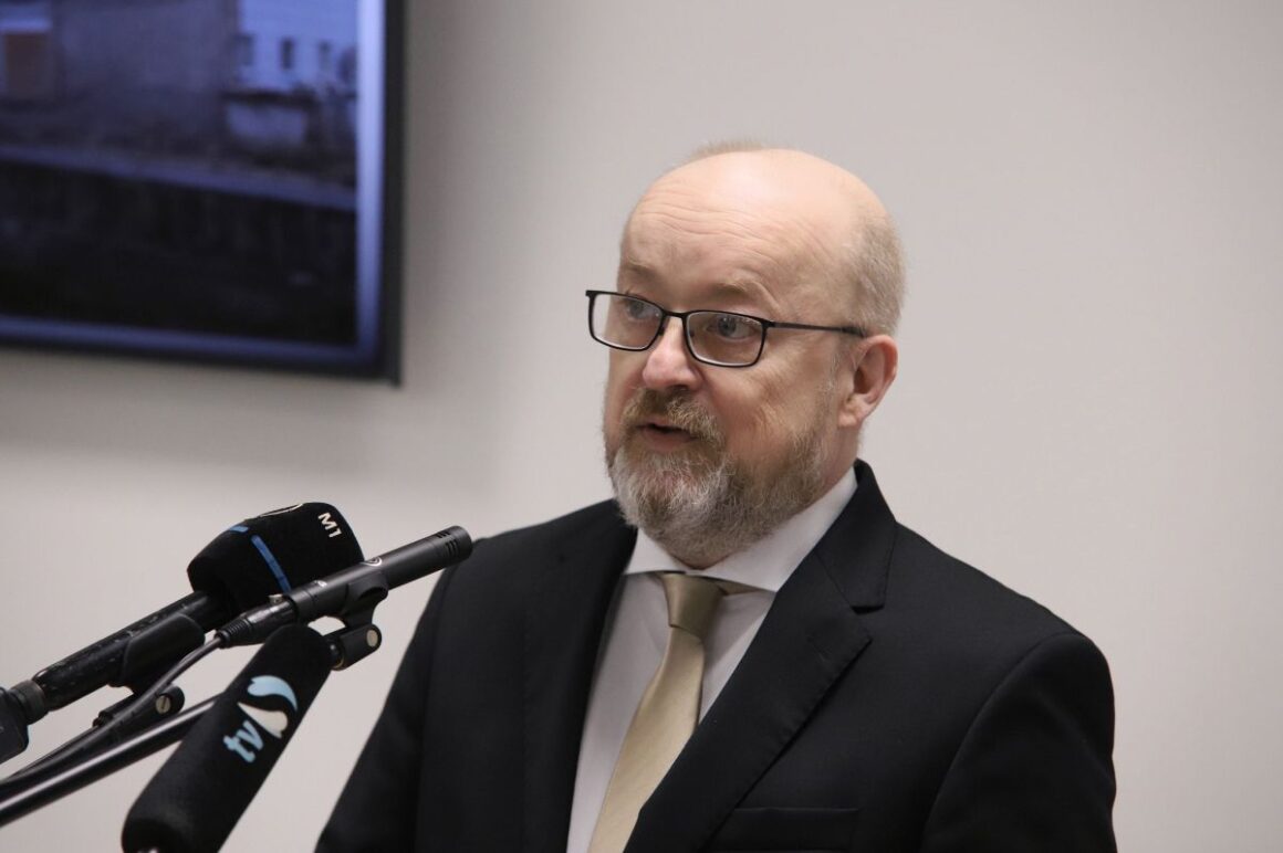 Dr. Laczkó Tamás, a Nógrád Vármegyei Szent Lázár Kórház főigazgatója az invazív kardiológiai labor átadóján, 2026. április 2-án. (Fotó: Nógrád Vármegyei Szent Lázár Kórház | Facebook)