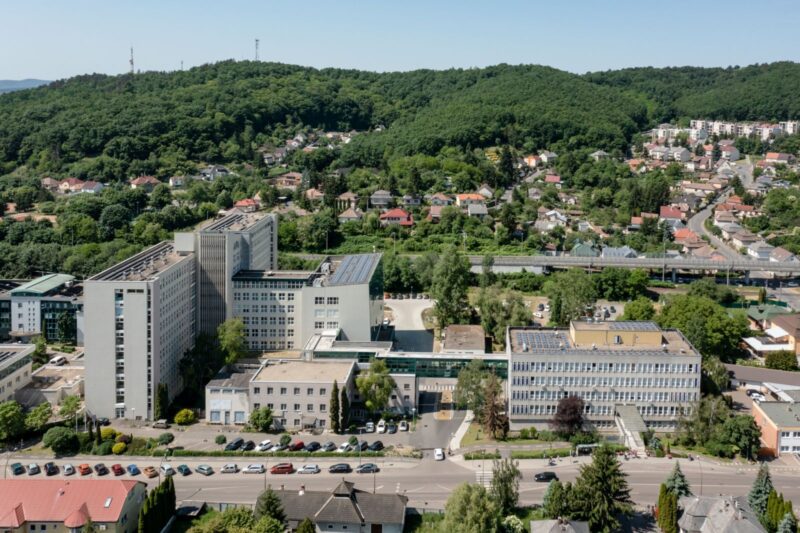 Archív fotó: A Nógrád Vármegyei Szent Lázár Kórház és rendelőintézete (3100.hu Fotó: Komka Péter)