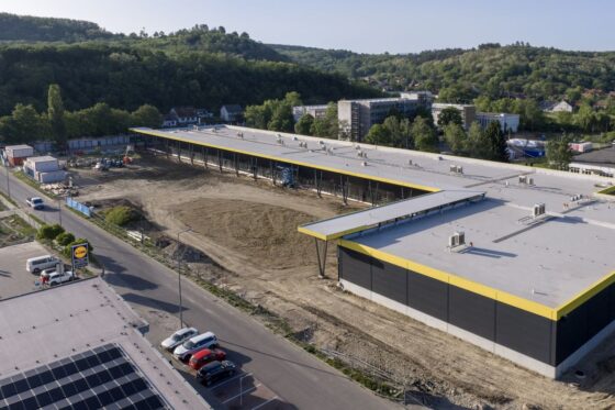 Jól halad a salgótarjáni STOP SHOP építése (Fotó: CPI Hungary)